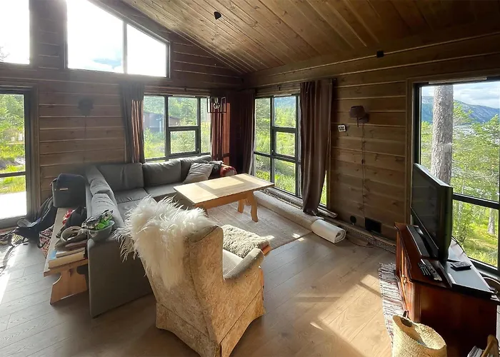 Feriehus 3 Bedroom Stunning In Aseral Tjaldal