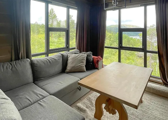 Feriehus 3 Bedroom Stunning In Aseral Tjaldal