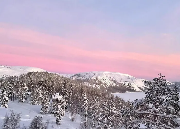 Feriehus 3 Bedroom Stunning In Aseral Tjaldal